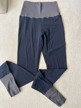 Nike Yoga Leggings with Gray Waistband and foot Cuffs
